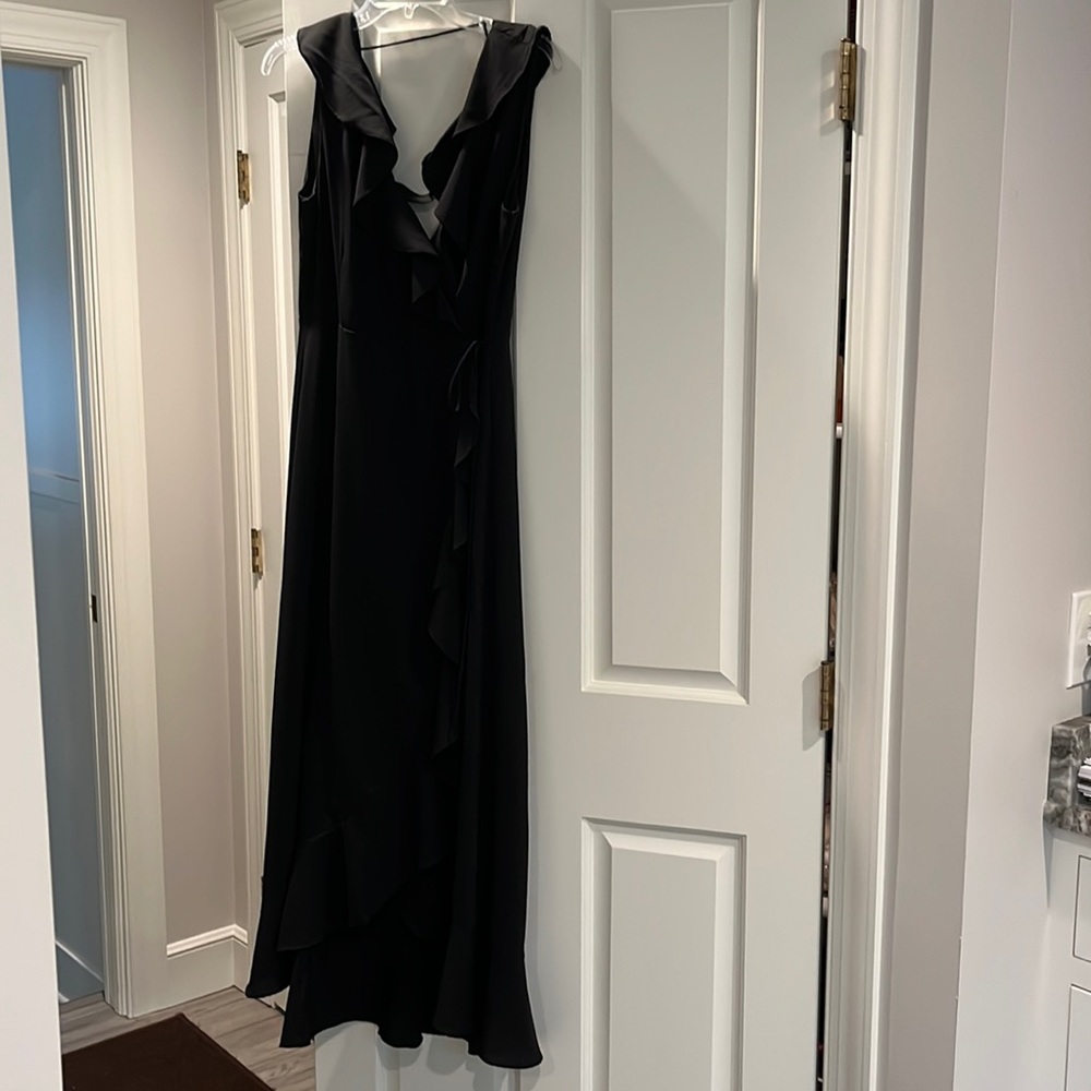 Black formal dress. Size Large (I’d say more like size 10). Wrap style.